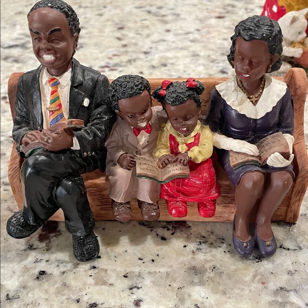 Vintage 90’s COLLECTIBLE African American Church Pew Family Figurines 2 PC Lot